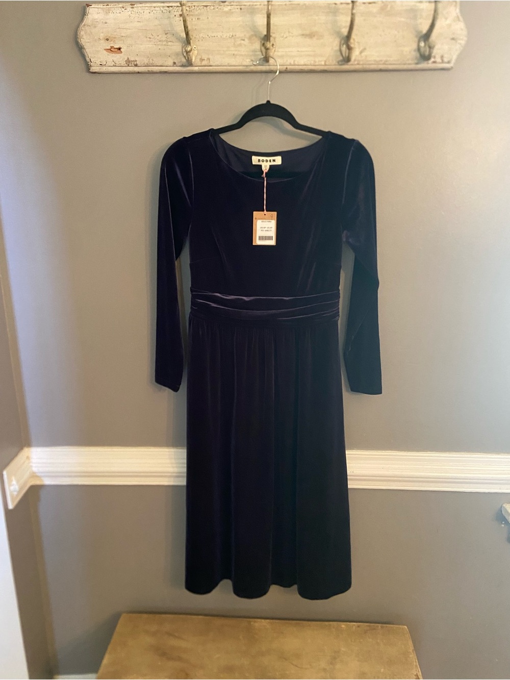 New With Tags Boden Women's Velvet Long-Sleeve A-Line Dress Navy